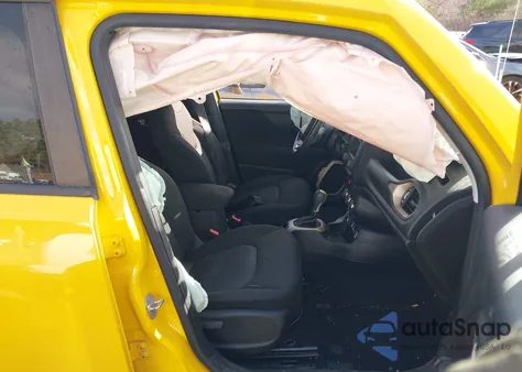 2016 Jeep Renegade Latitude z USA, uszkodzony, nr VIN ZACCJBBT9GPC55019